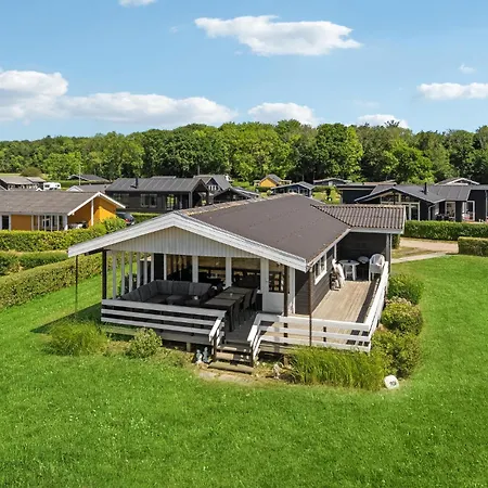 Cozy In Juelsminde With House Sea View *